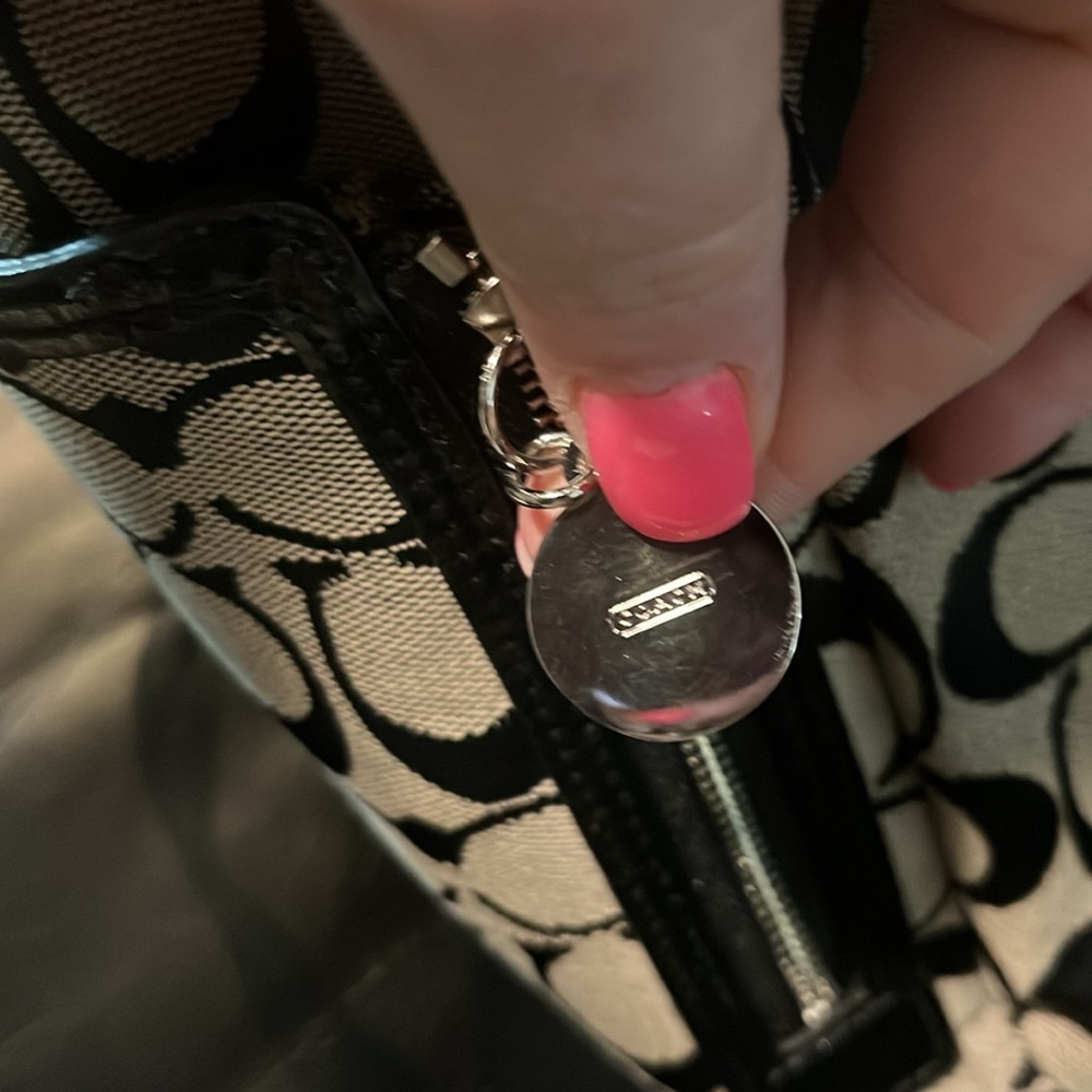 EUC Coach handbag - Picture 5 of 11